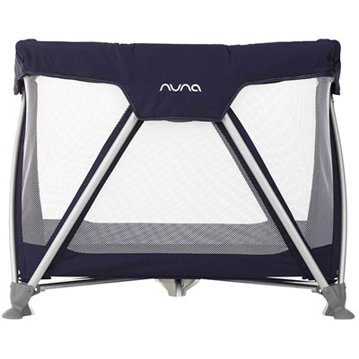 Lit pliant bébé mini sena navy De la naissance jusqu'à 12 mois. Un lit qui se plie et se déplie en u...